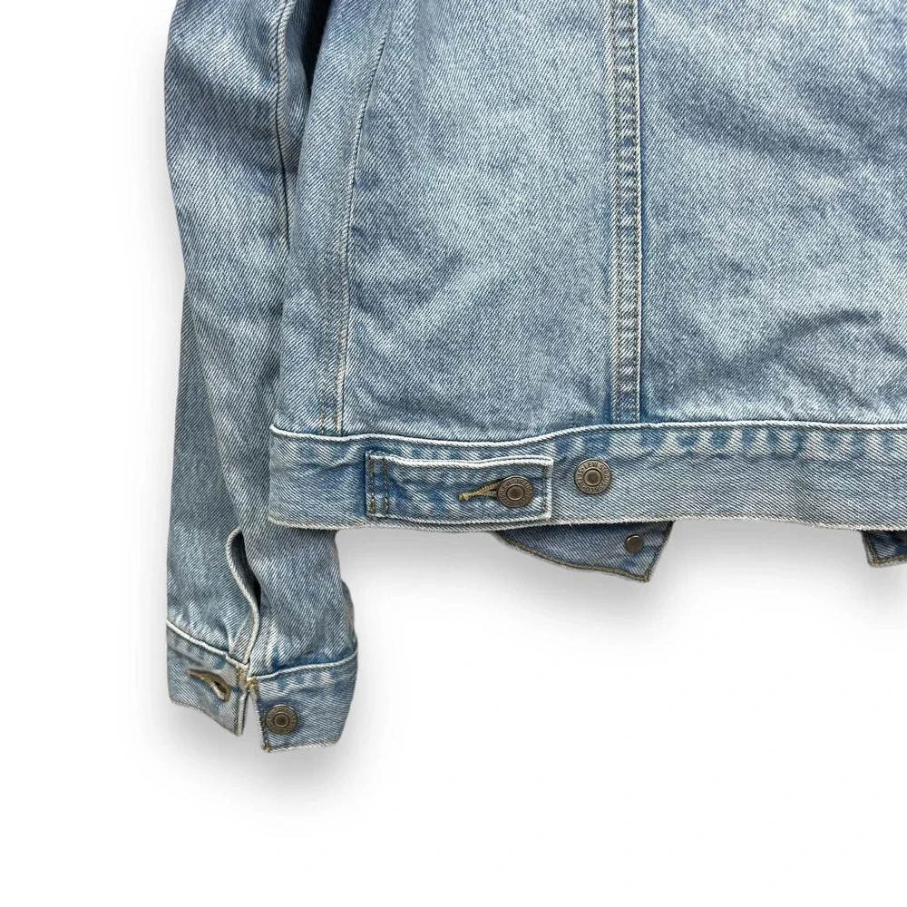 Levi's Jacket Womens Extra Small Blue Light Denim Floral Embroidered Trucker - Picture 13 of 16